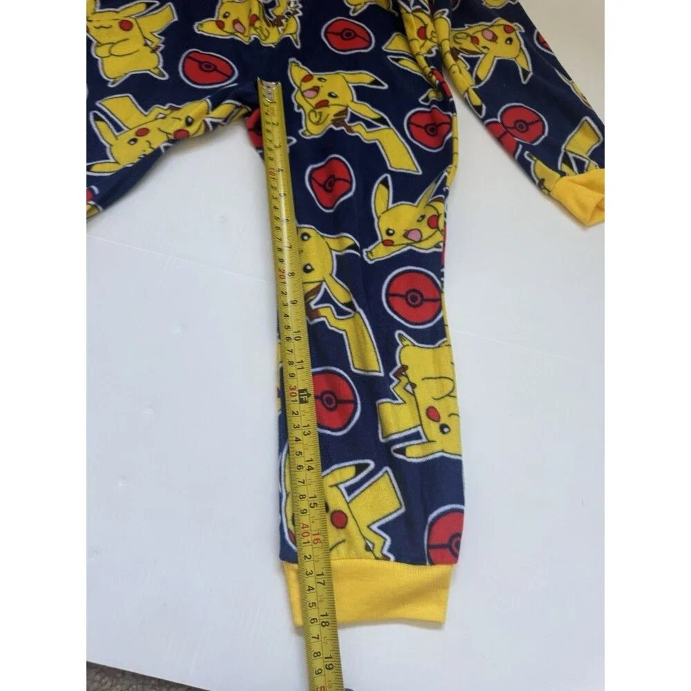 Pokemon Pikachu Hooded One Piece Pajamas Kids Size S 6-7 Fleece Zip Front